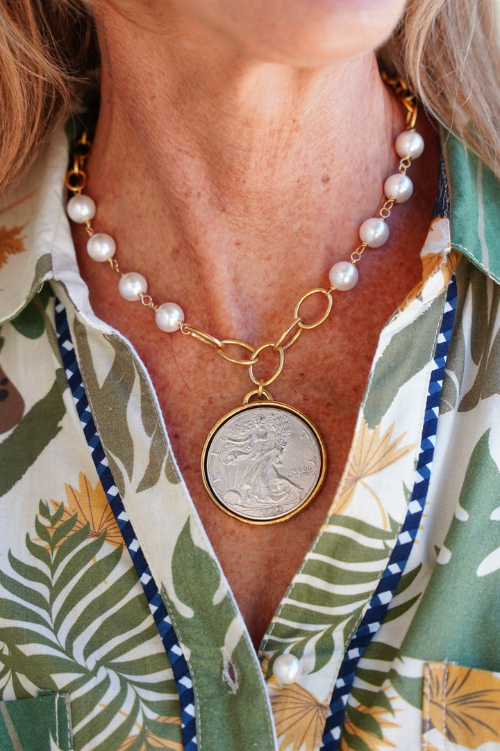 Scarlett Necklace Pearl Coin